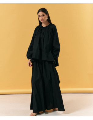 Black modest set 