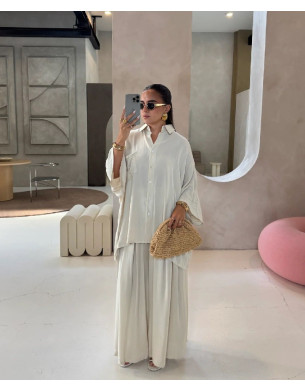 beige flowy summer set 
